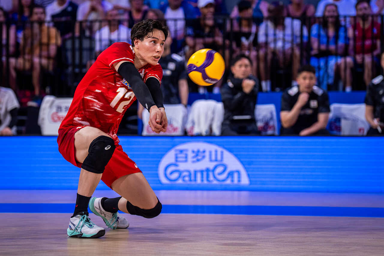 バレーボール・ネーションズリーグ（VNL）男子日本代表、セルビア戦（C）Volleyball World