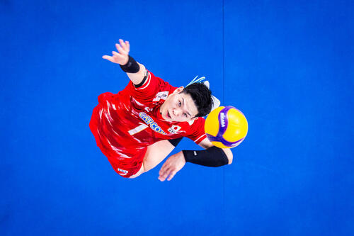 バレーボール・ネーションズリーグ(VNL)男子日本代表、セルビア戦(C)Volleyball World