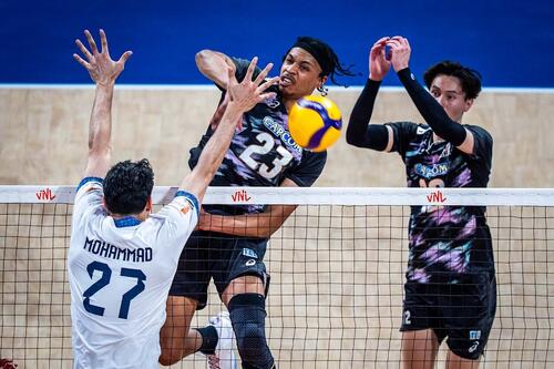 バレーボール・ネーションズリーグ（VNL）男子日本代表、イラン戦（C）Volleyball World