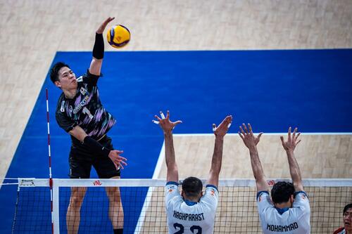 バレーボール・ネーションズリーグ（VNL）男子日本代表、イラン戦（C）Volleyball World