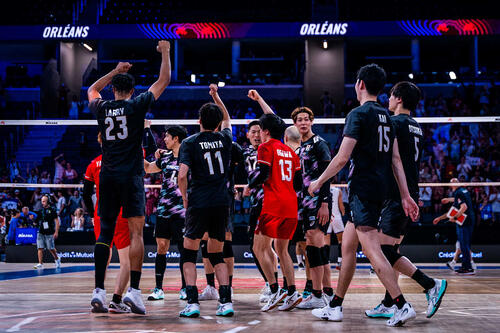 バレーボール・ネーションズリーグ（VNL）男子日本代表、イラン戦（C）Volleyball World