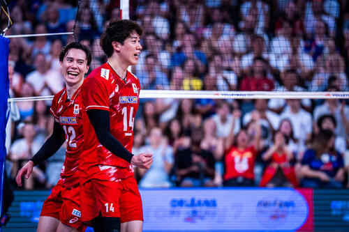 バレーボール・ネーションズリーグ(VNL)男子日本代表、米国戦(C)Volleyball World