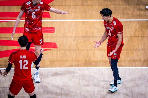 バレーボール・ネーションズリーグ(VNL)男子日本代表、米国戦(C)Volleyball World
