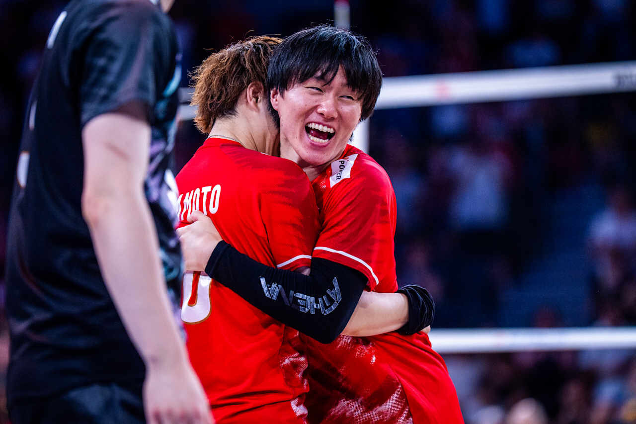 バレーボール・ネーションズリーグ　日本－フランス（C）Volleyball World