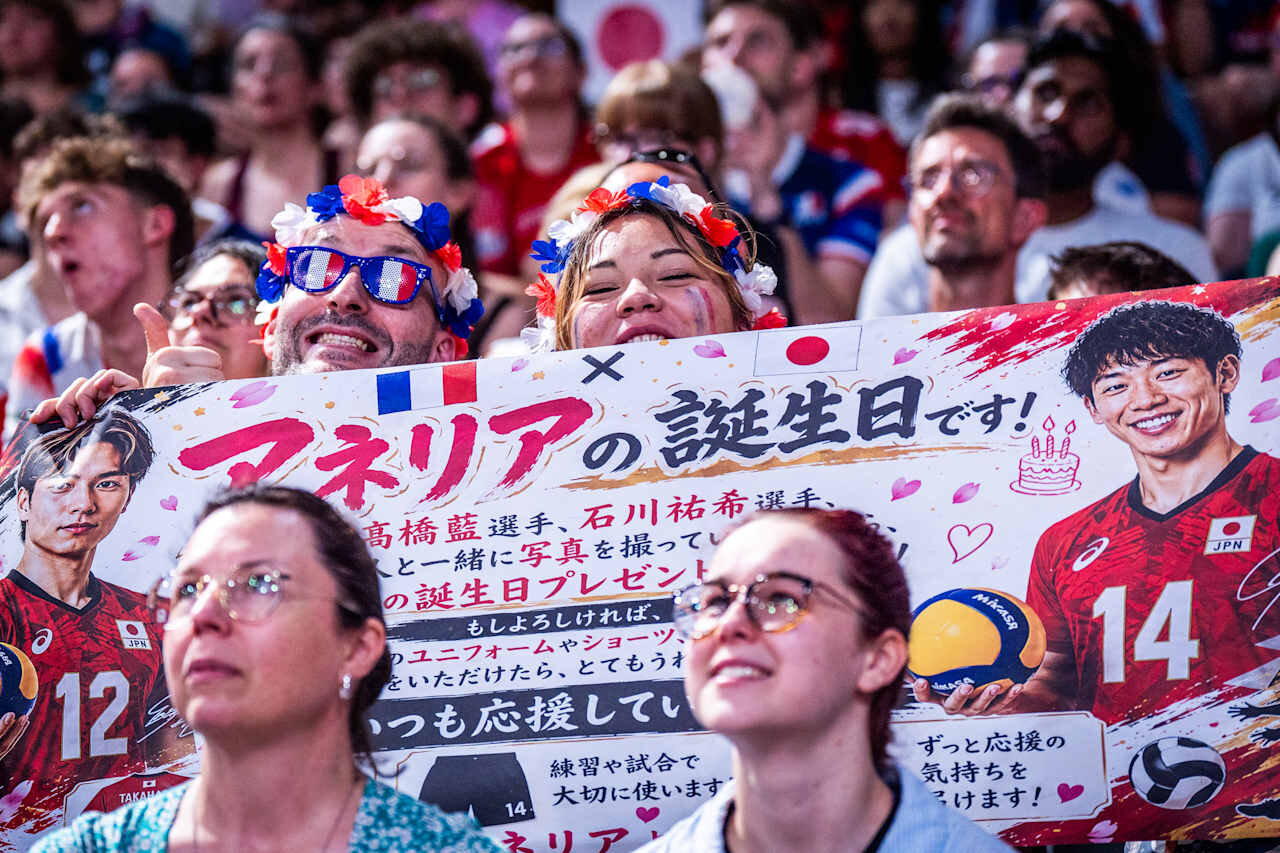 バレーボール・ネーションズリーグ　日本－フランス（C）Volleyball World