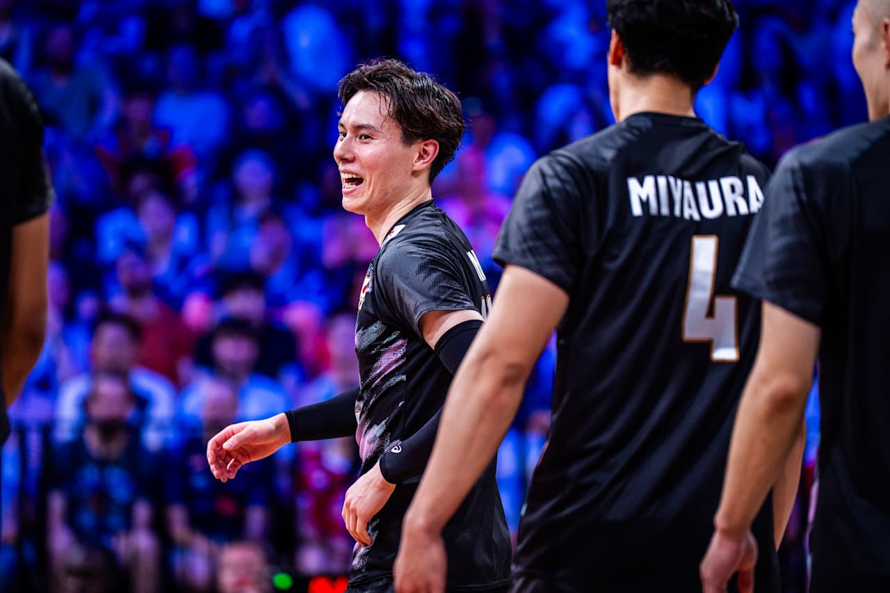 バレーボール・ネーションズリーグ　日本－フランス（C）Volleyball World