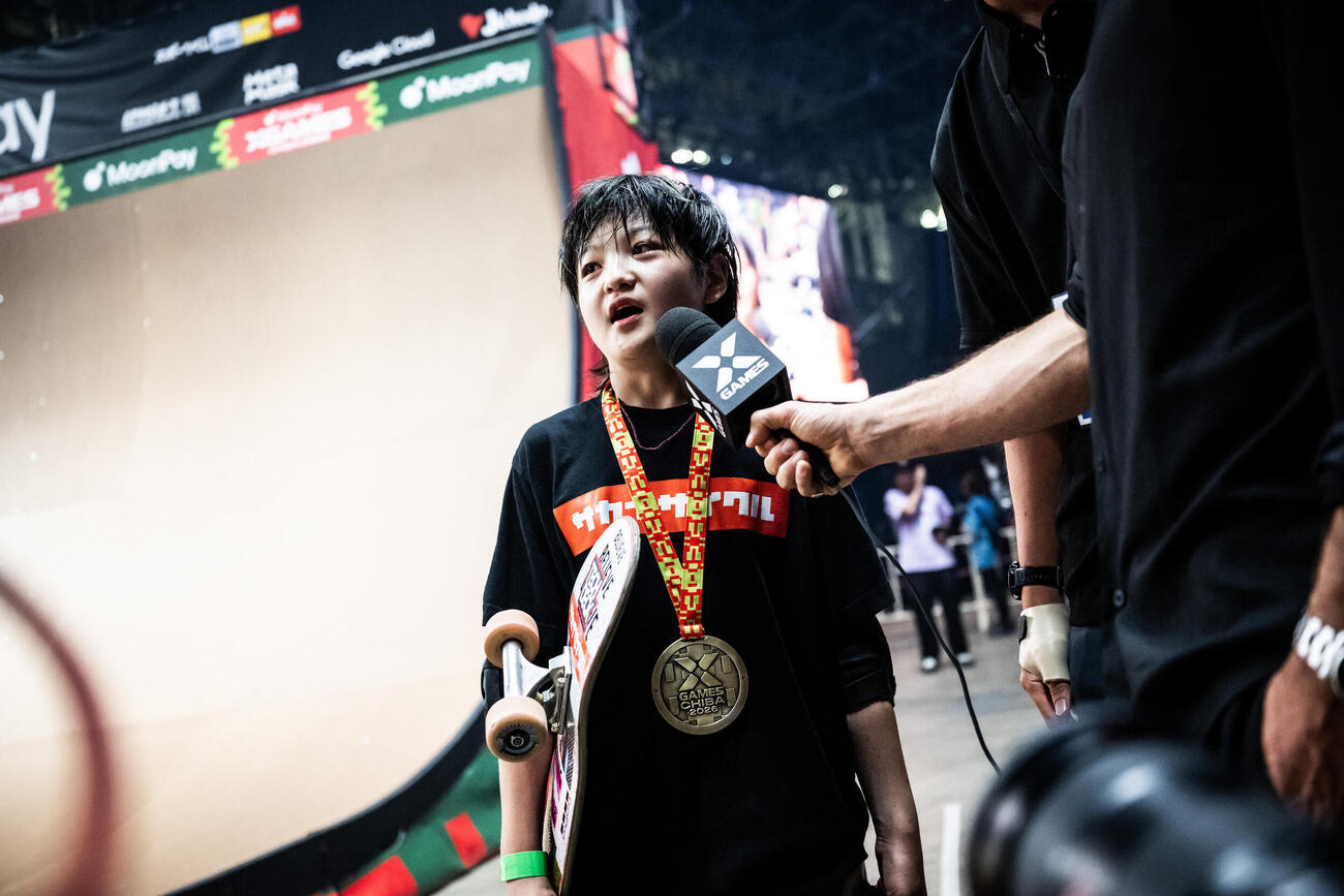 「X Games Chiba 2026」の男子スケートボード・バートで金メダルを獲得した小6のスケートボーダー・河上恵蒔
