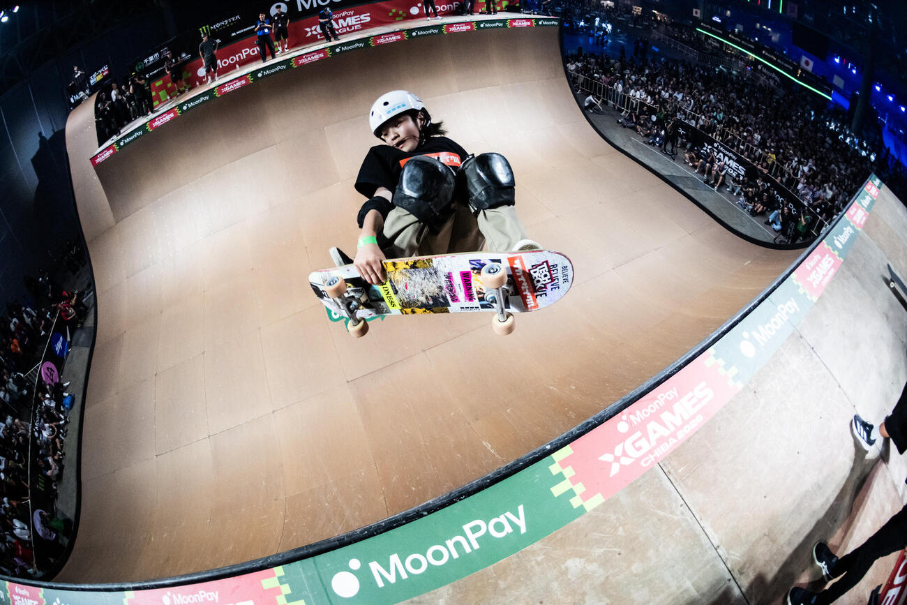 「X Games Chiba 2026」の男子スケートボード・バートで金メダルを獲得した小6のスケートボーダー・河上恵蒔
