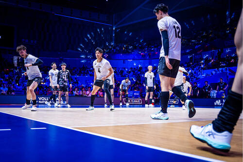 バレーボール・ネーションズリーグ(VNL)男子日本代表、準々決勝中国戦(C)Volleyball World