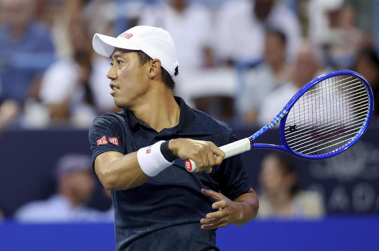 テニスのムバダラDCオープンの男子シングルス2回戦でプレーする錦織圭＝ワシントン（ゲッティ＝共同）