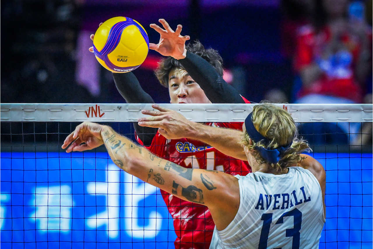 バレーボール・ネーションズリーグ（VNL）男子日本代表、準決勝米国戦（C）Volleyball World