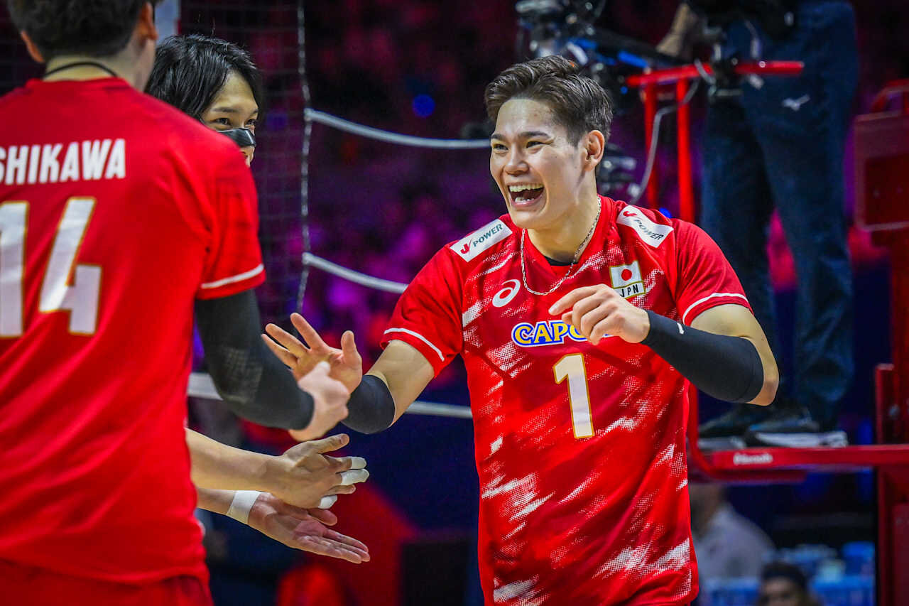 バレーボール・ネーションズリーグ（VNL）男子日本代表、準決勝米国戦（C）Volleyball World