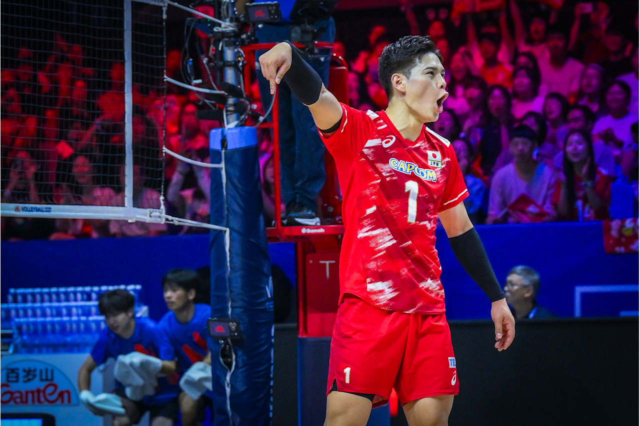 バレーボール・ネーションズリーグ（VNL）日本代表対スロベニア、男子３位決定戦（C）Volleyball World