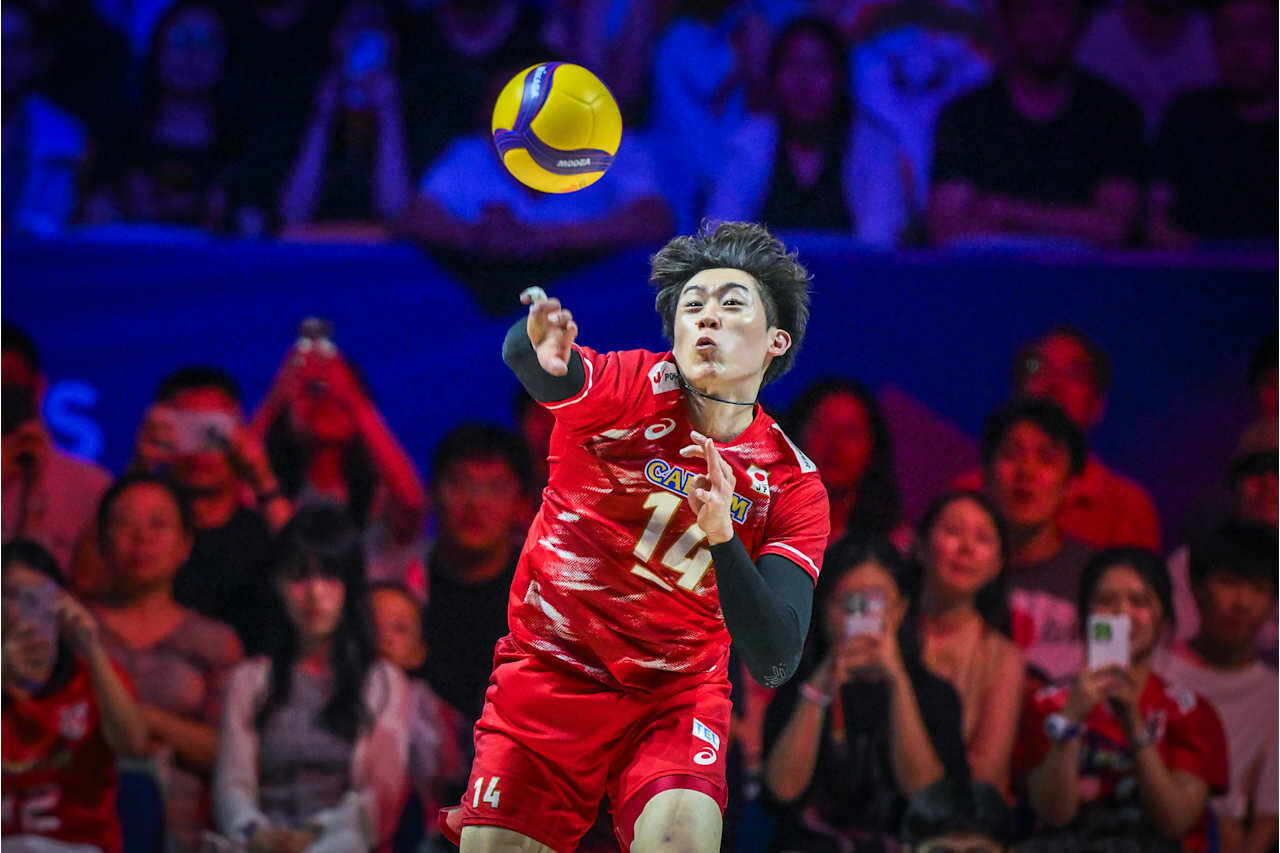 バレーボール・ネーションズリーグ（VNL）男子日本代表、準決勝米国戦（C）Volleyball World