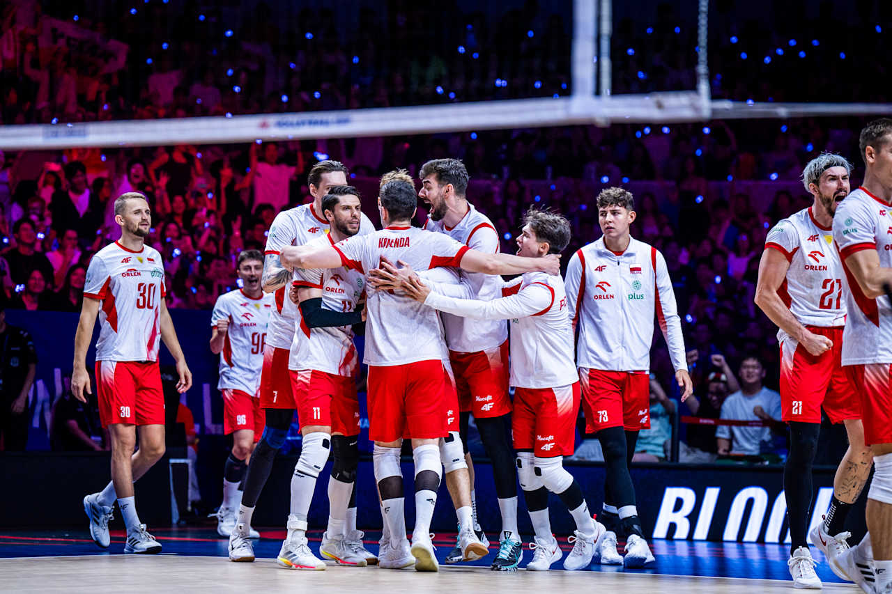 優勝したポーランド（C）Volleyball World