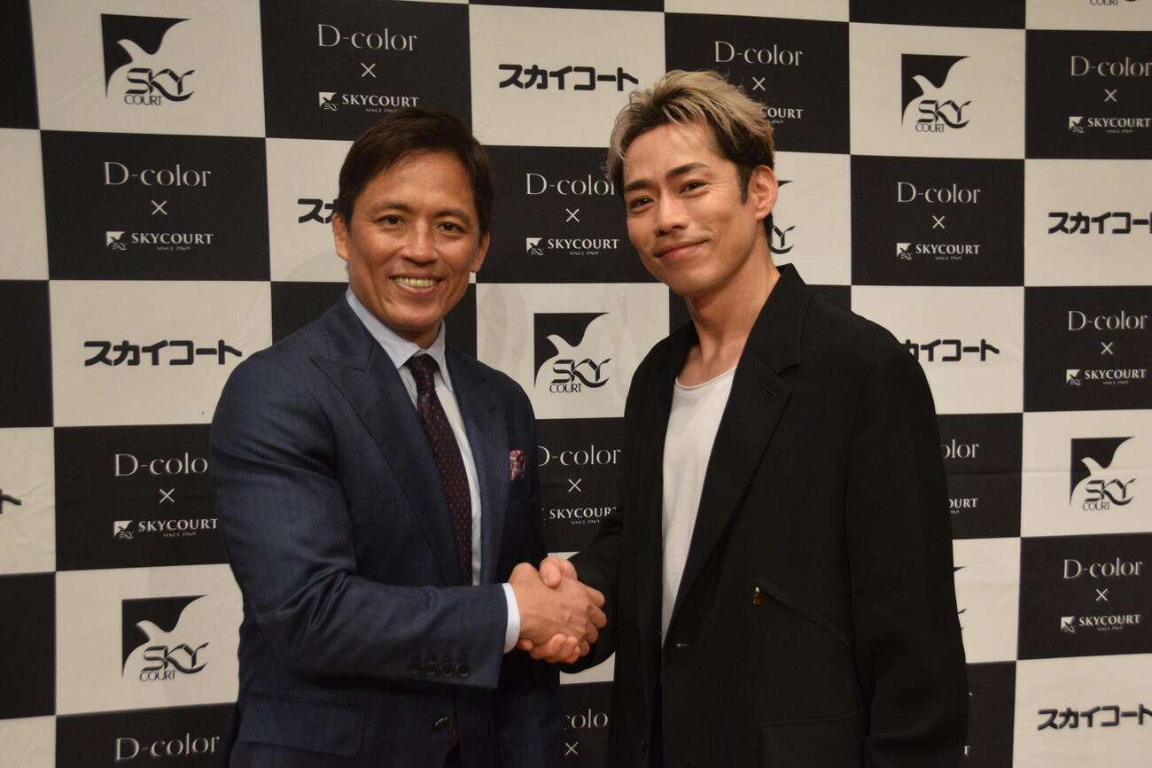 イベントで対談した高橋大輔さん（右）と野村忠宏さん