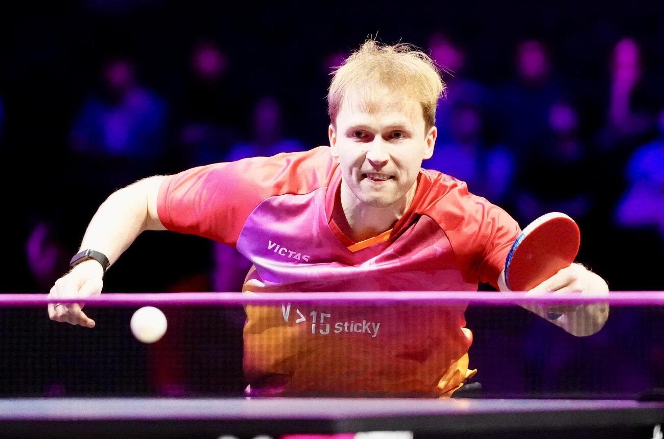 男子シングルス1回戦で戸上隼輔と対戦するドイツのドゥダ（撮影・江口和貴）