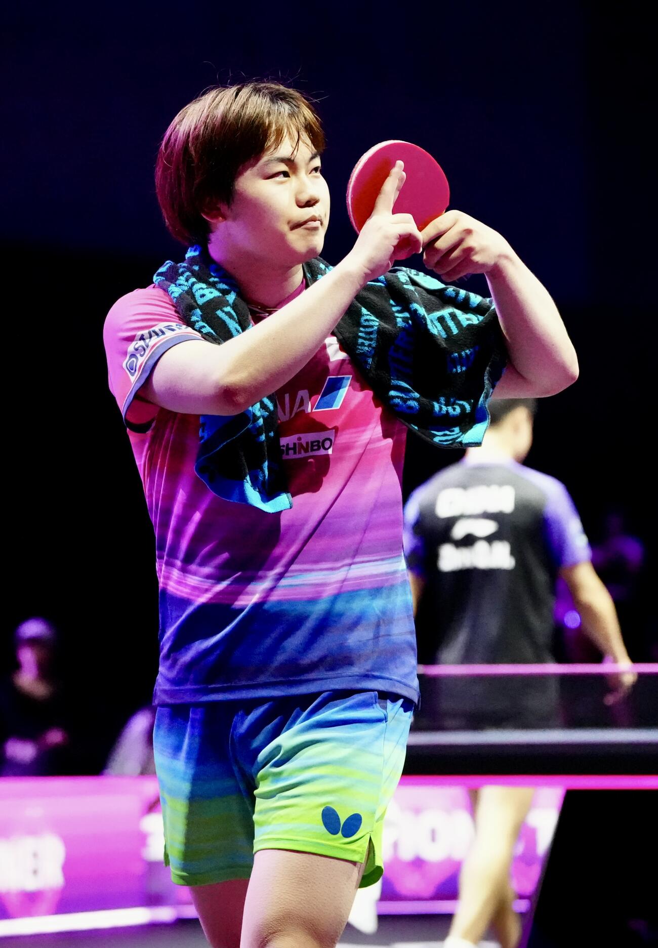 男子シングルス1回戦で中国の周啓豪に勝利した松島輝空（撮影・江口和貴）