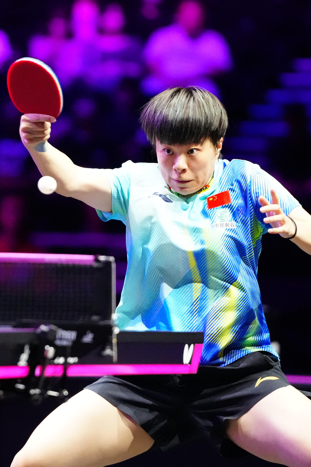 女子シングルス1回戦で伊藤美誠と対戦する中国の王芸迪（撮影・江口和貴）