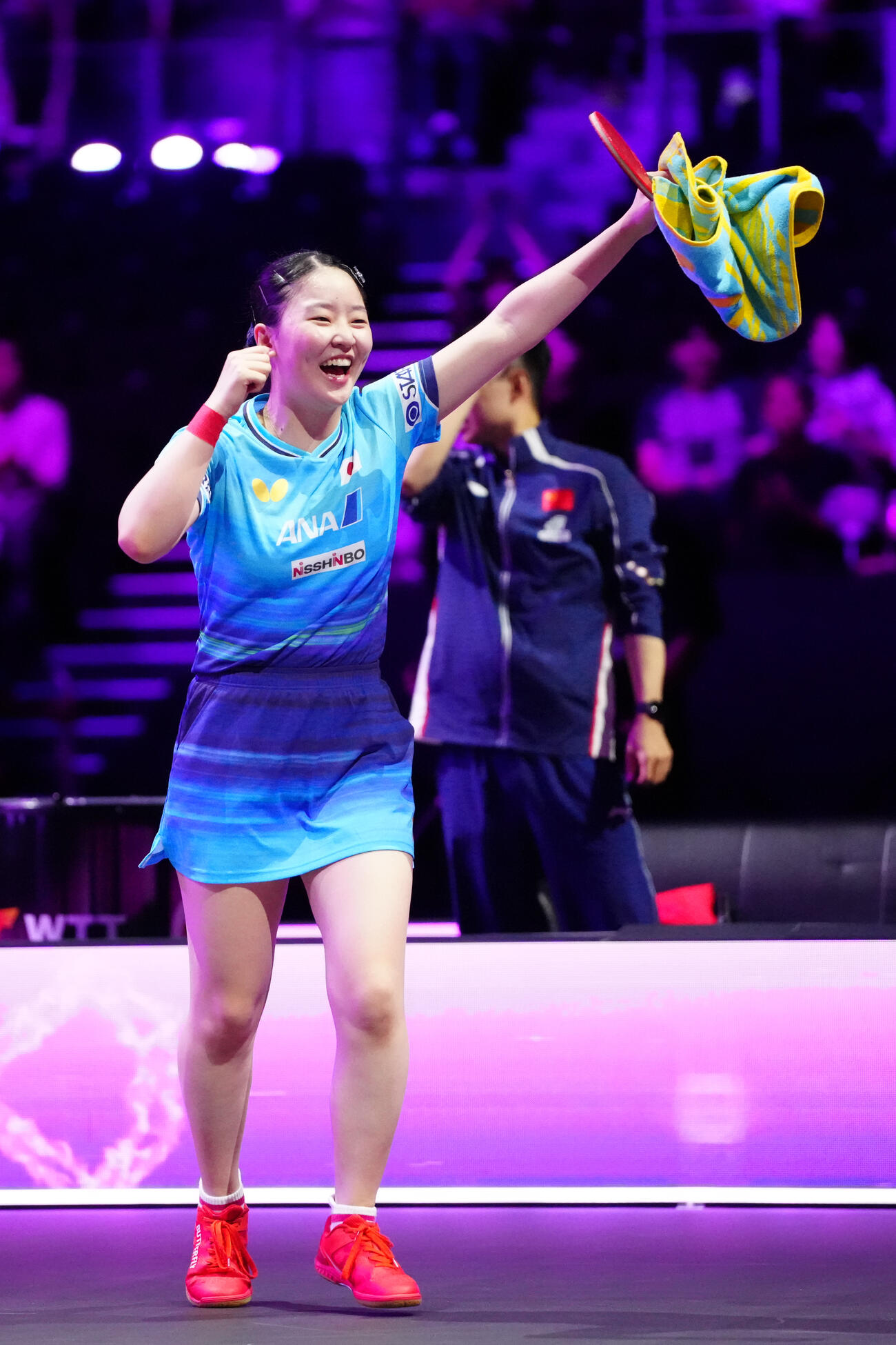 女子シングルス2回戦で中国の陳熠に勝利し喜ぶ張本美和（撮影・江口和貴）