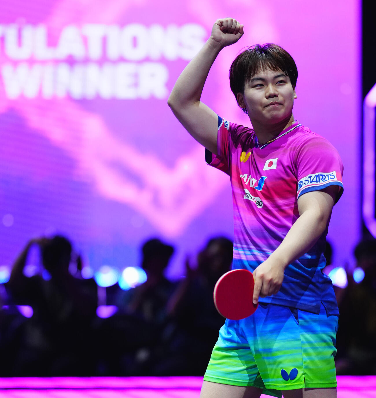 男子準々決勝でチャン・ウジンに勝利しガッツポーズする松島輝空（撮影・垰建太）