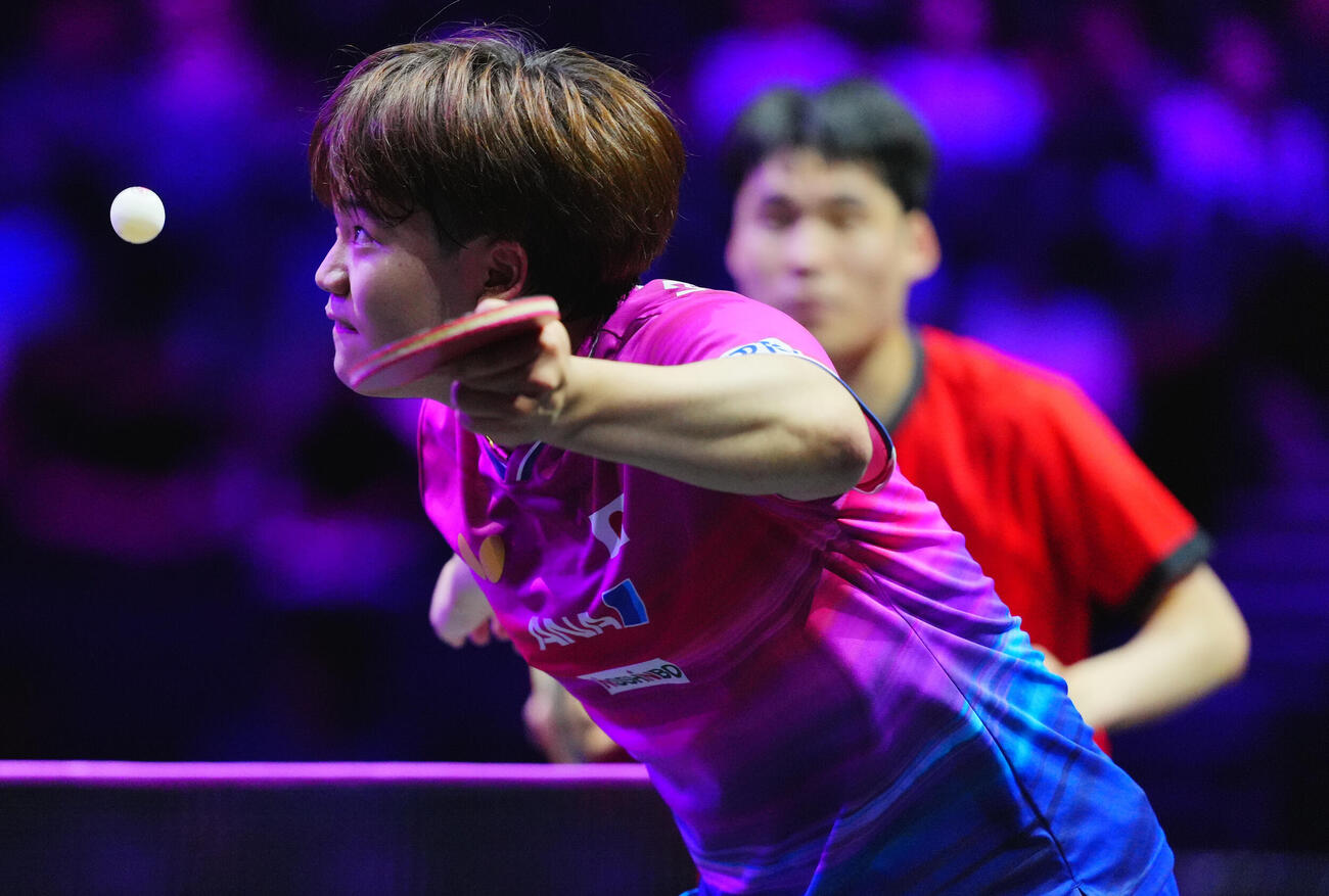 男子準々決勝でチャン・ウジンと対戦する松島輝空（撮影・垰建太）