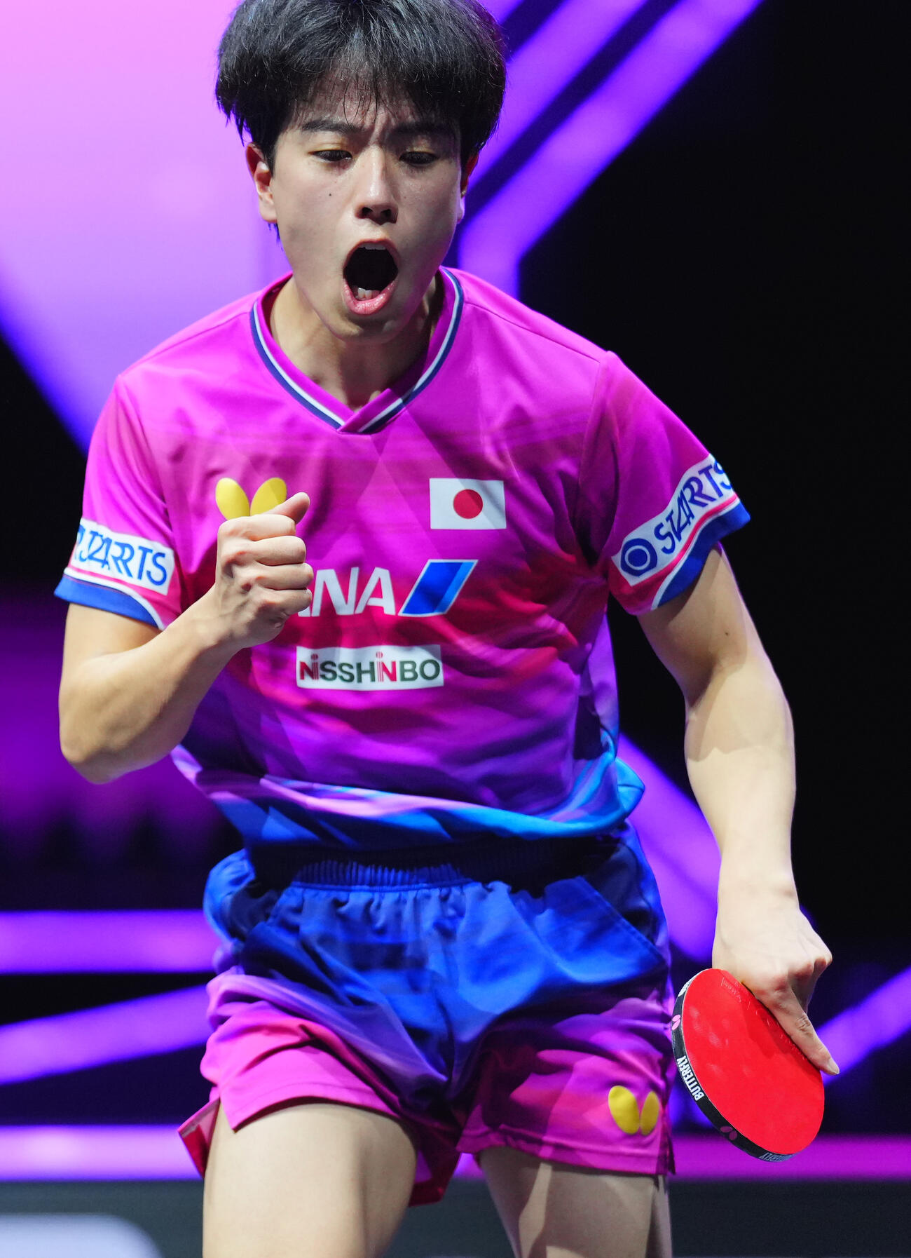 男子準々決勝でフェリックス・ルブランと対戦する篠塚大登（撮影・垰建太）