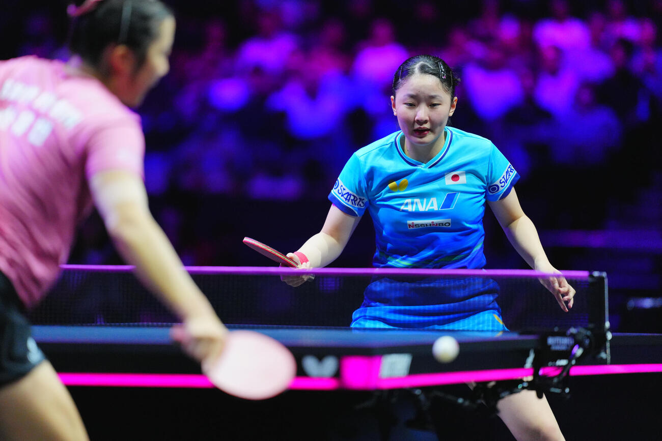 女子準々決勝でシン・ユビンと対戦する張本美和（撮影・垰建太）