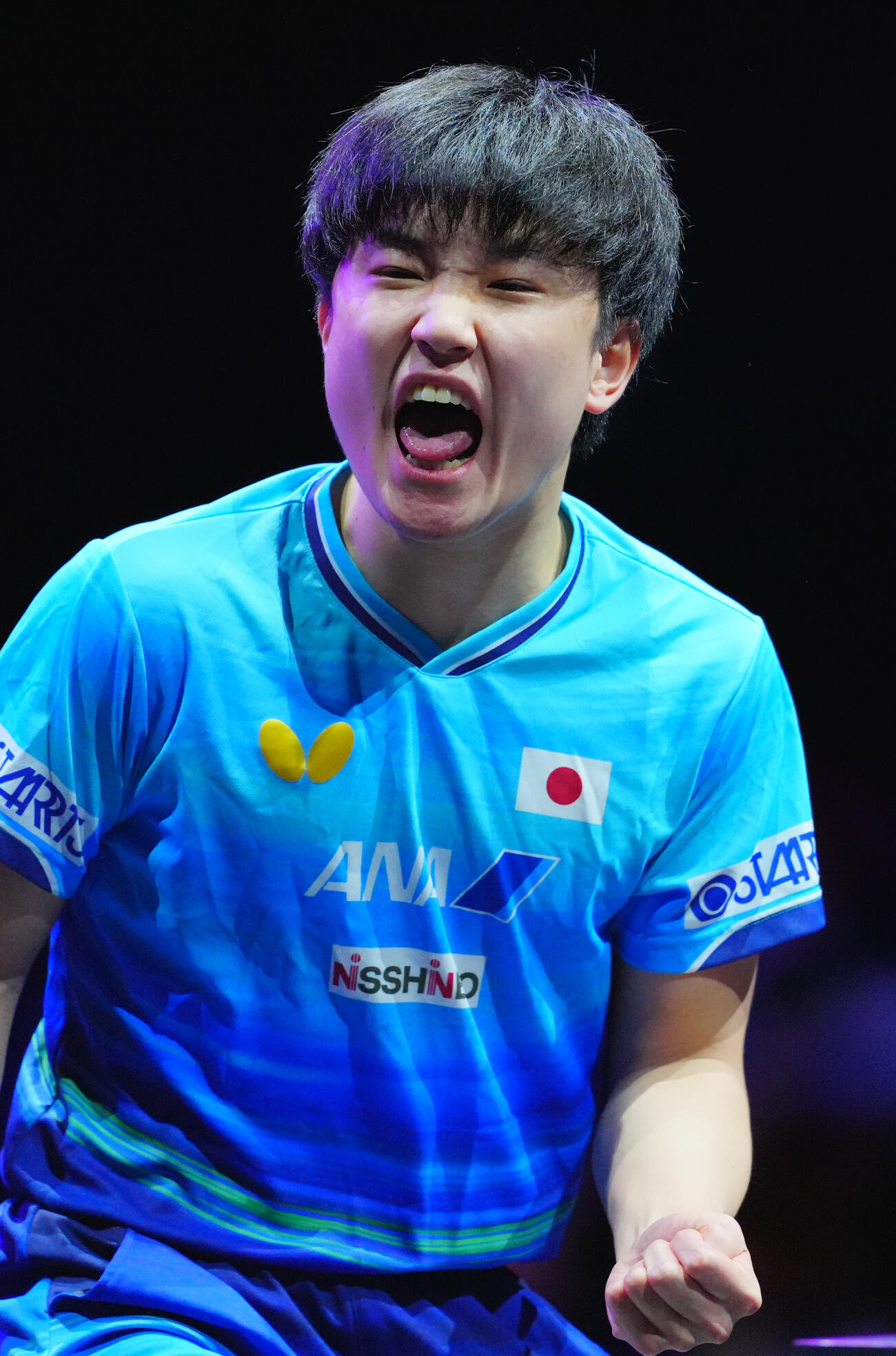 男子準々決勝でアレクシス・ルブランと対戦する張本智和（撮影・垰建太）