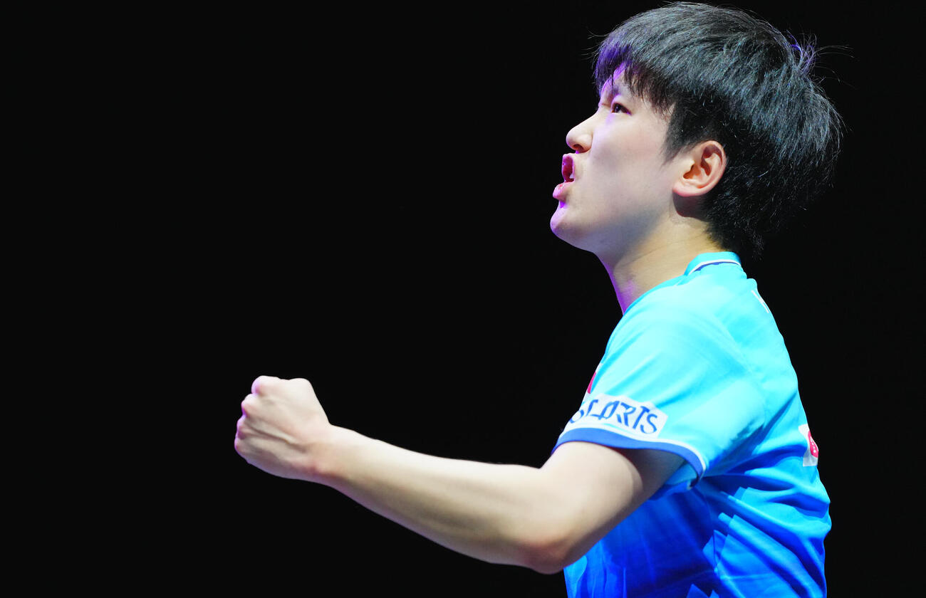 男子準々決勝でアレクシス・ルブランと対戦する張本智和（撮影・垰建太）