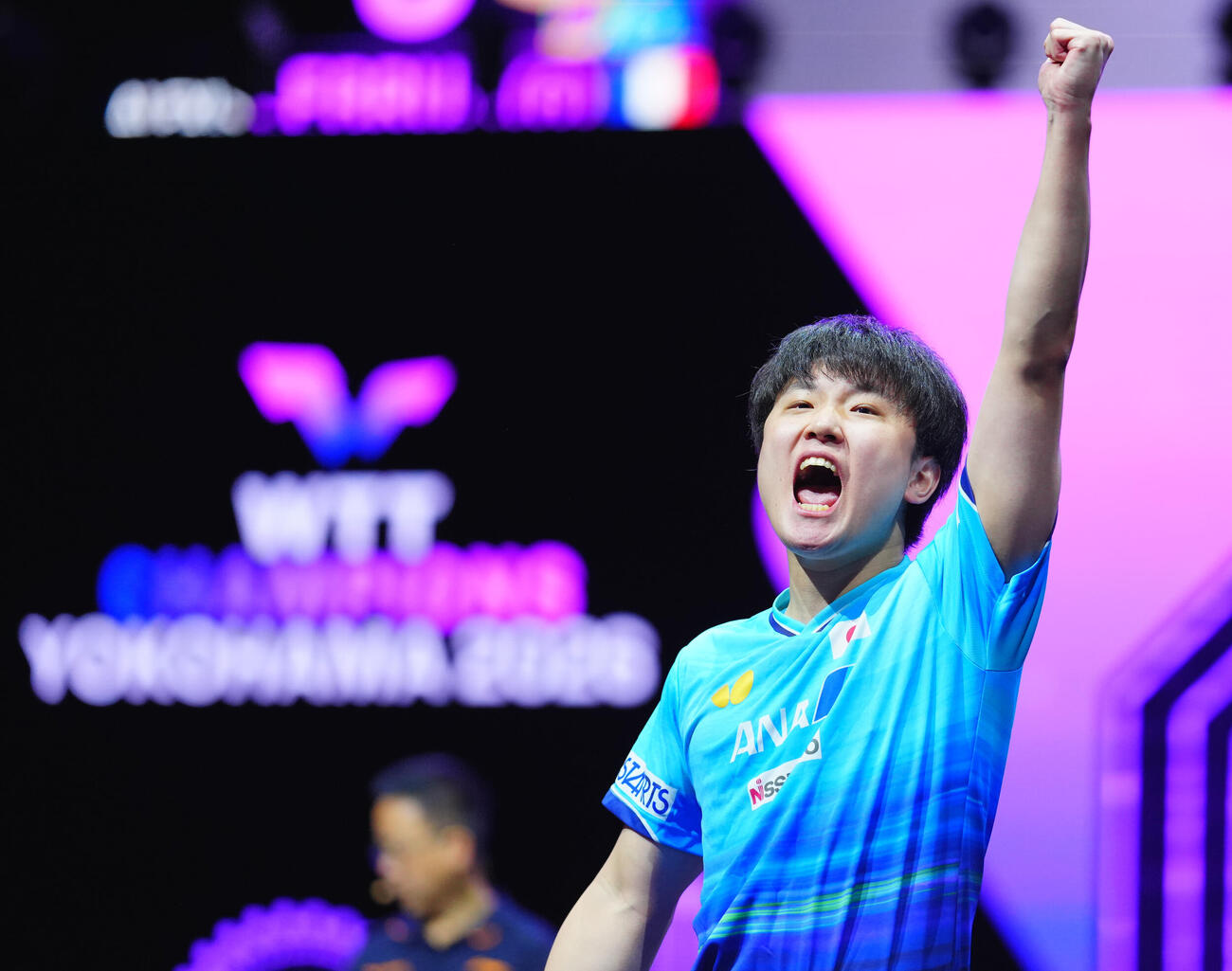 男子準々決勝でアレクシス・ルブランと対戦する張本智和（撮影・垰建太）