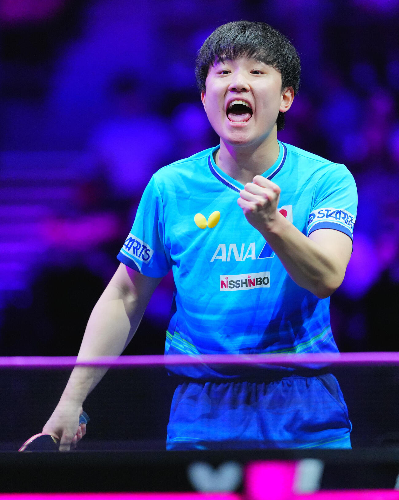 男子準々決勝でアレクシス・ルブランと対戦する張本智和（撮影・垰建太）