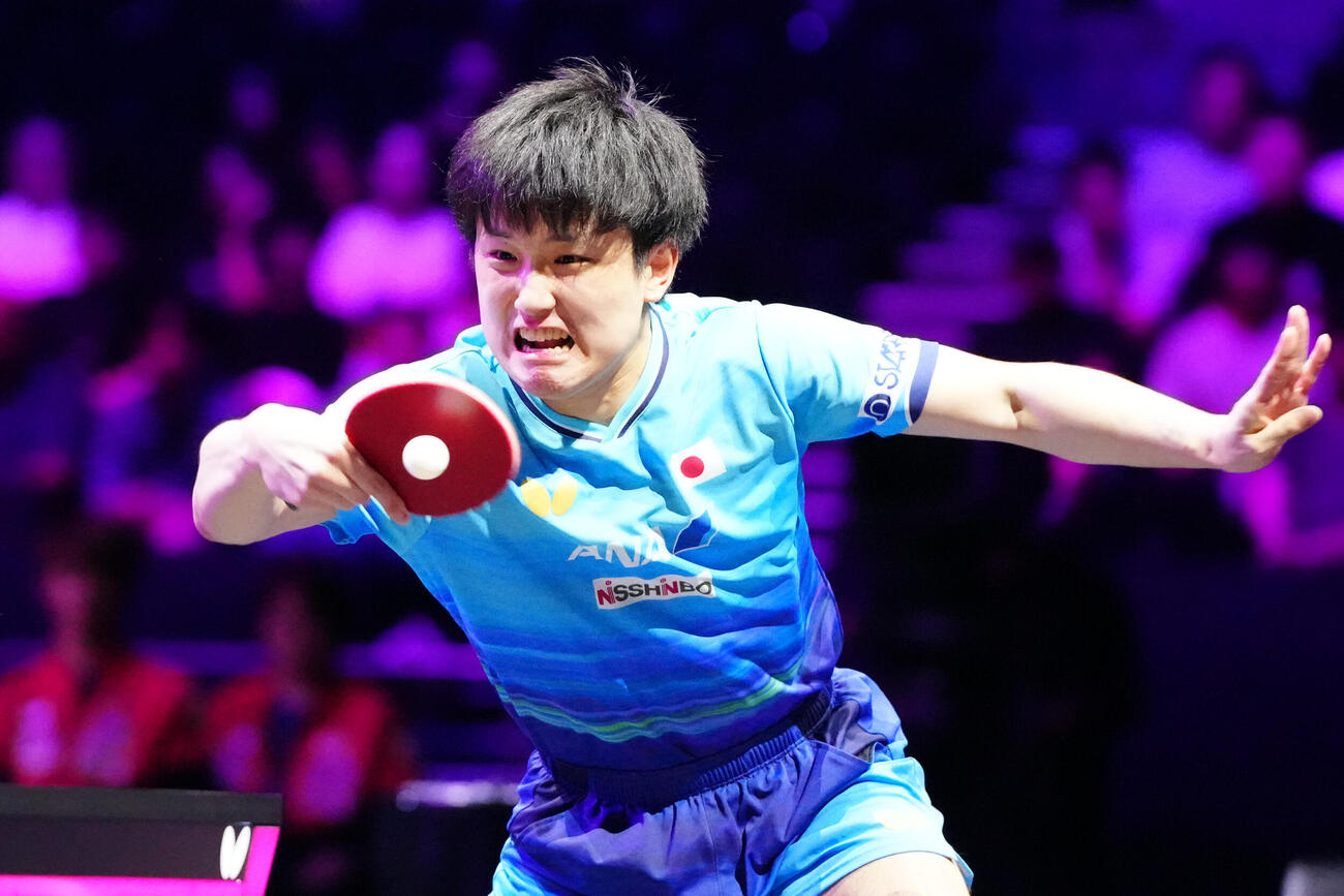 韓国のオ・ジュンソンと男子決勝で対戦する張本智和（撮影・江口和貴）