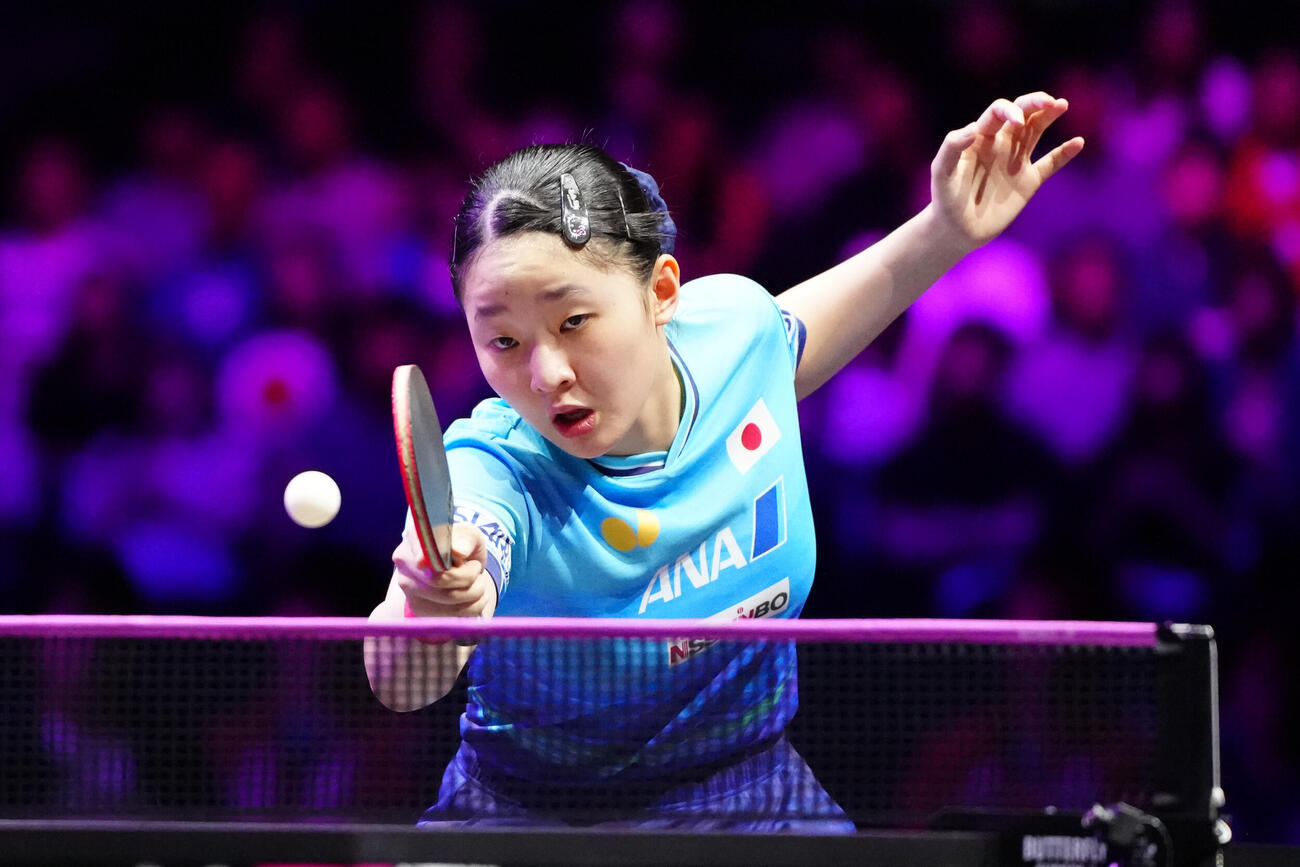 女子準決勝で王芸迪と対戦する張本美和（撮影・江口和貴）