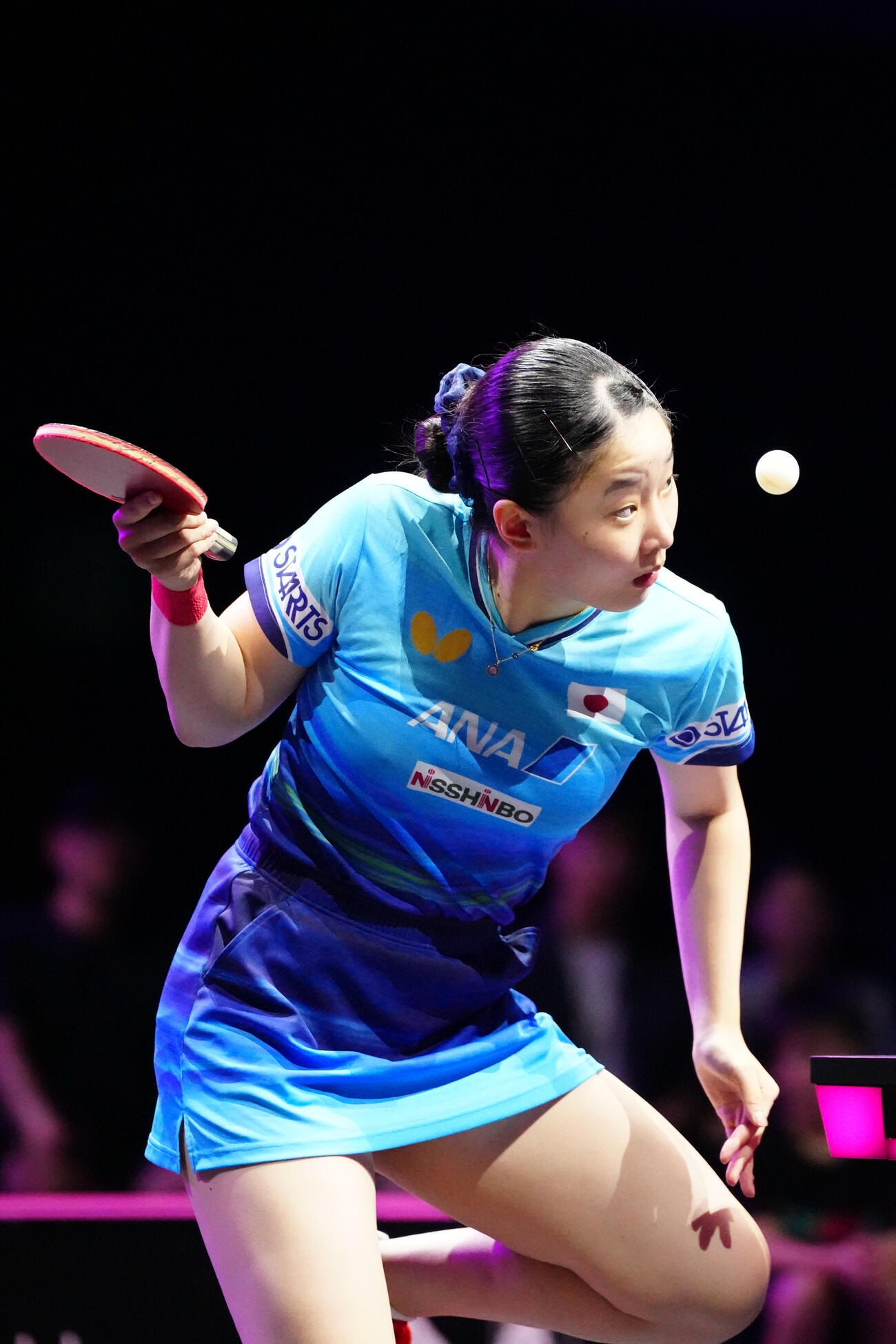 女子準決勝で王芸迪と対戦する張本美和（撮影・江口和貴）