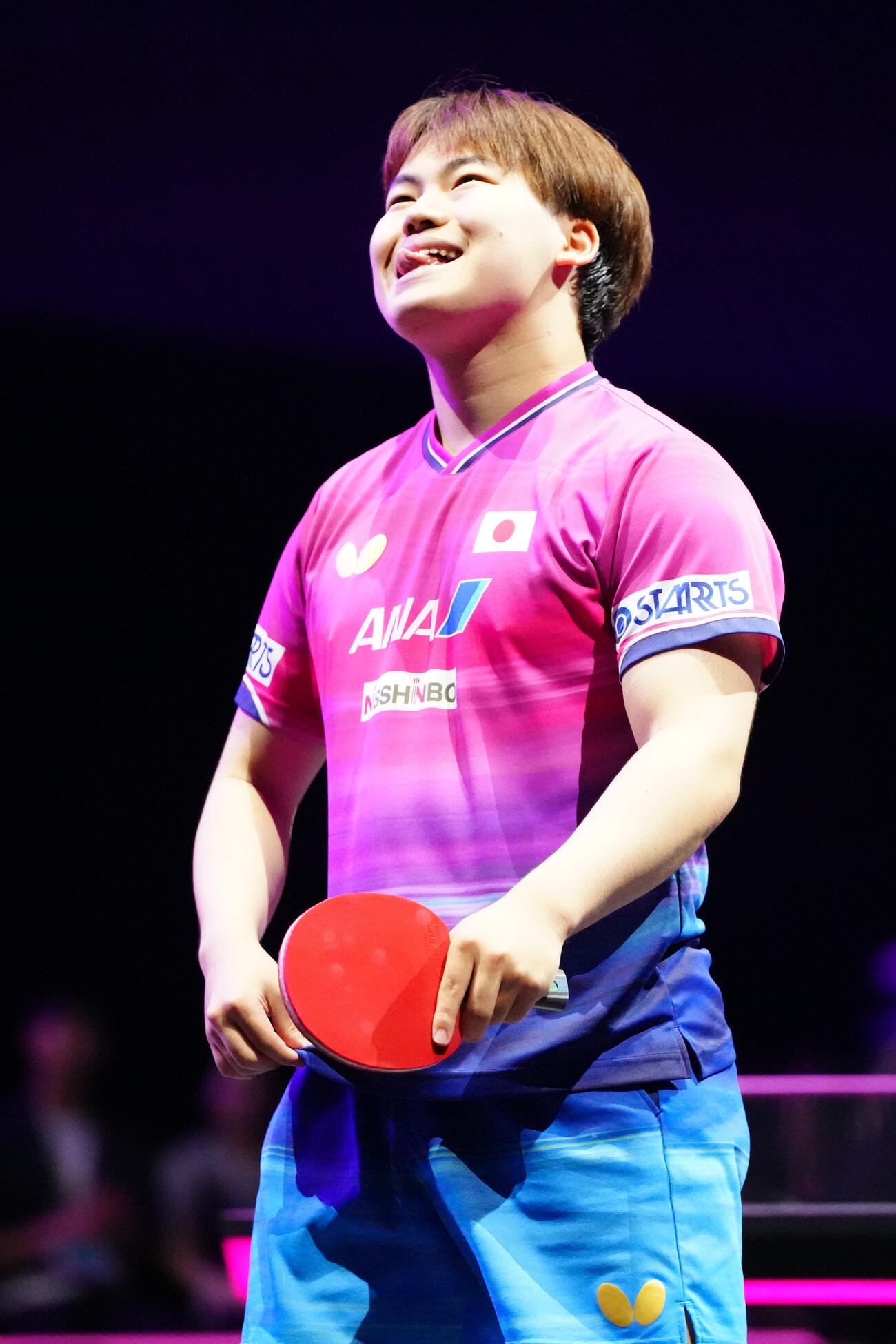 男子準決勝の第1ゲーム、張本智和にポイントを奪われた松島輝空（撮影・江口和貴）
