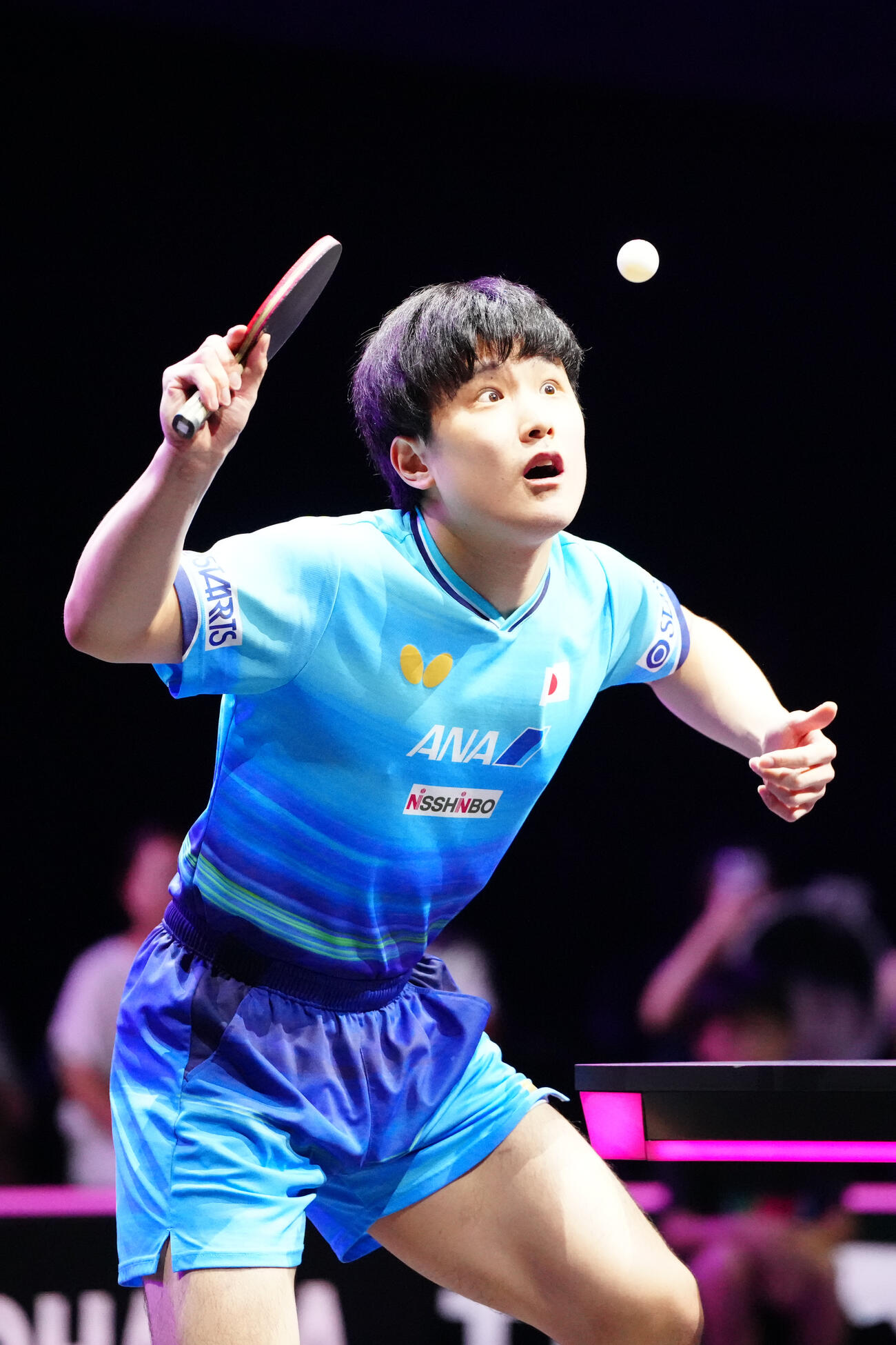 韓国のオ・ジュンソンと男子決勝で対戦する張本智和（撮影・江口和貴）