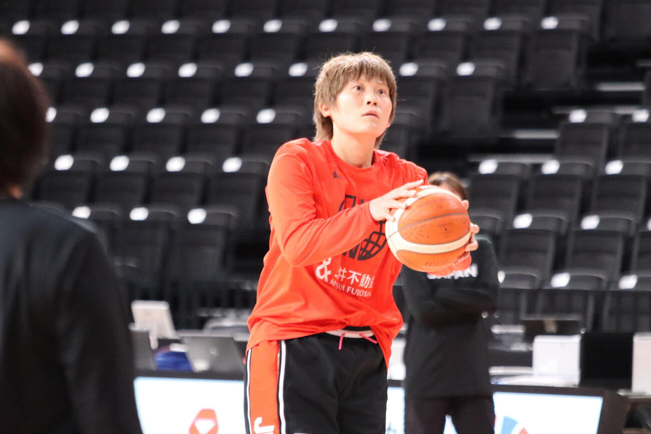 練習に参加するバスケットボール女子日本代表の高田真希