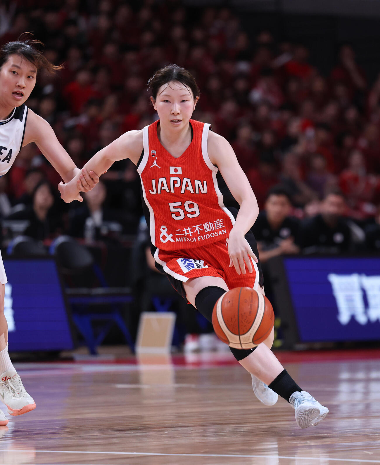 日本対韓国　4Q、ドリブルで攻める星杏璃（撮影・増田悦実）