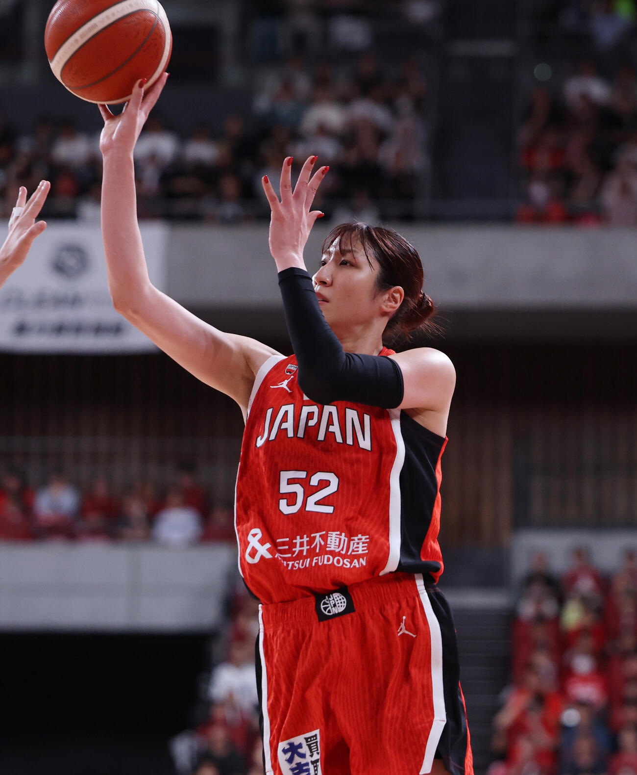 日本対韓国　2Q、シュートを放つ宮沢夕貴（撮影・増田悦実）