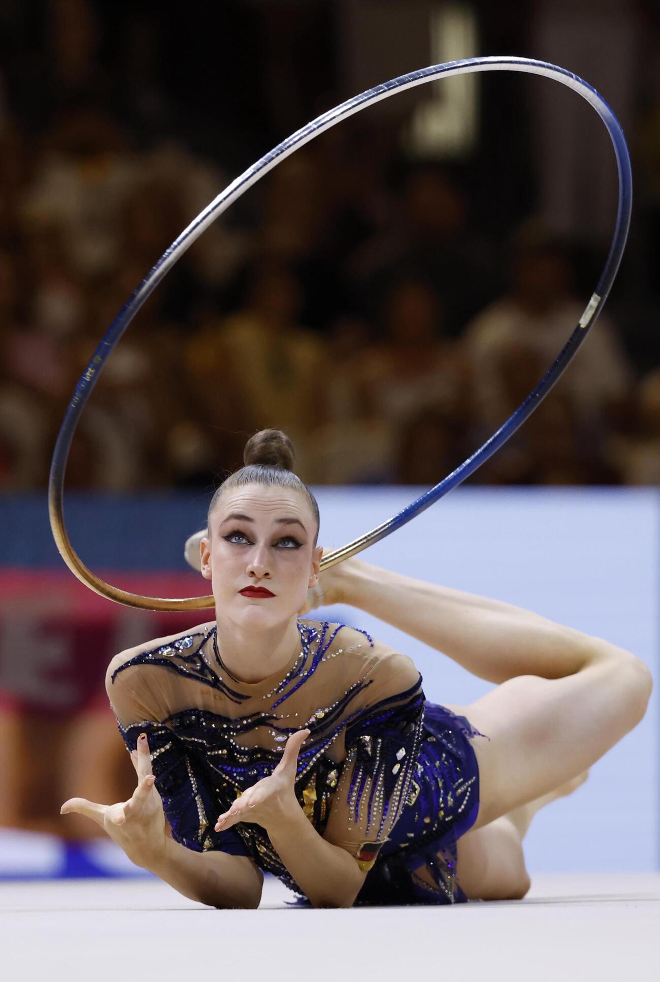 個人総合決勝　優勝したダリア・バルフォロメーエフのフープ（共同）