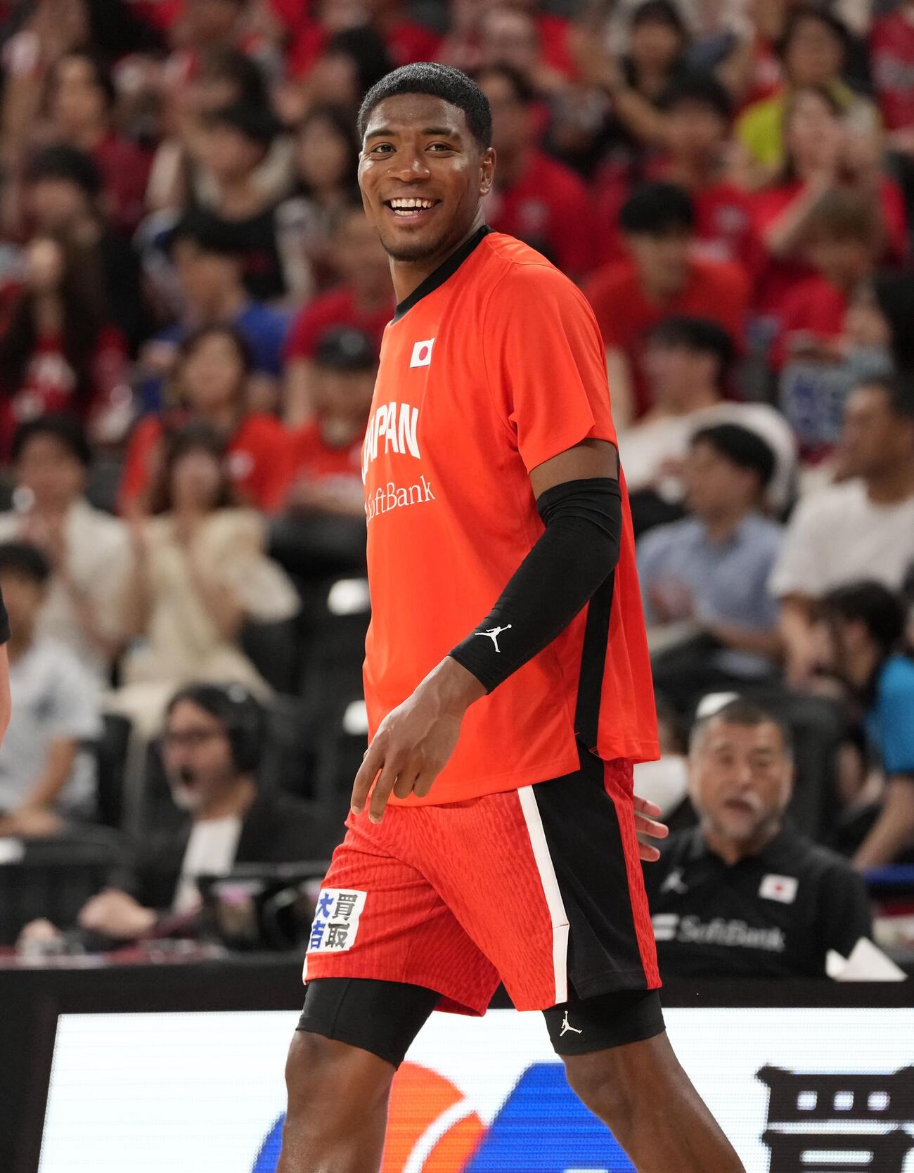 日本対韓国　韓国に勝利し笑顔を見せる八村塁（撮影・小島史椰）