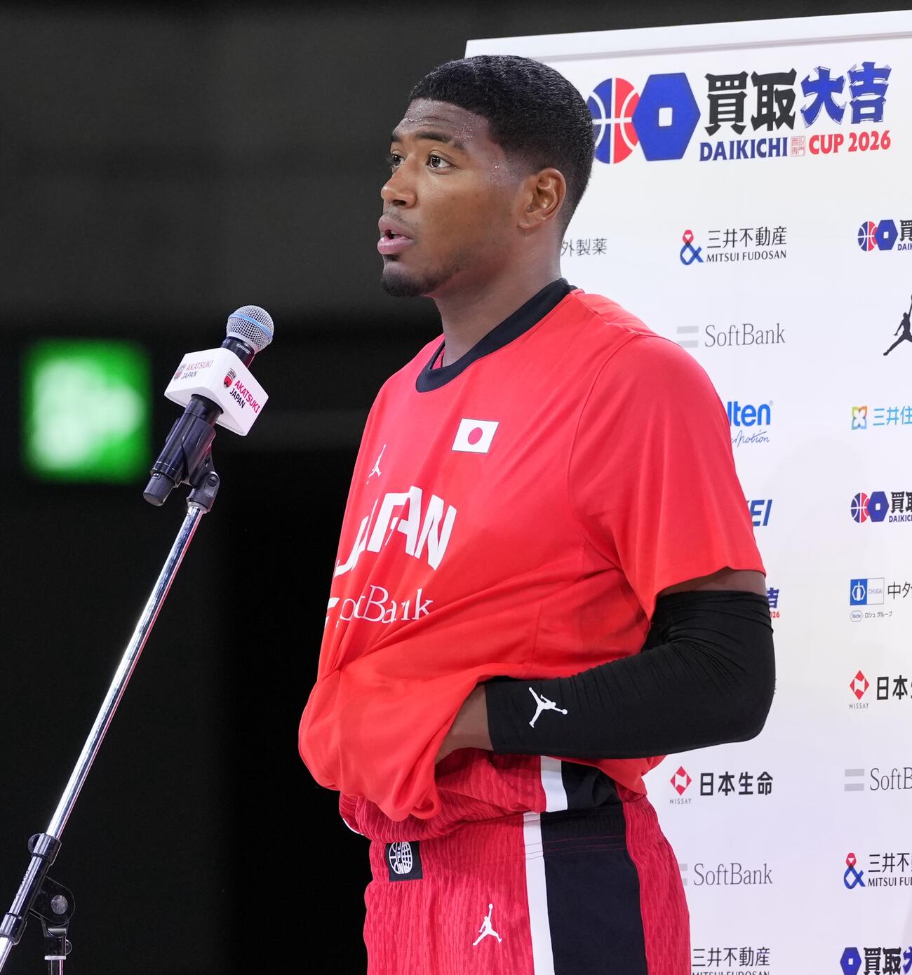 日本対韓国　韓国に勝利しインタビューに応じる八村塁（撮影・小島史椰）