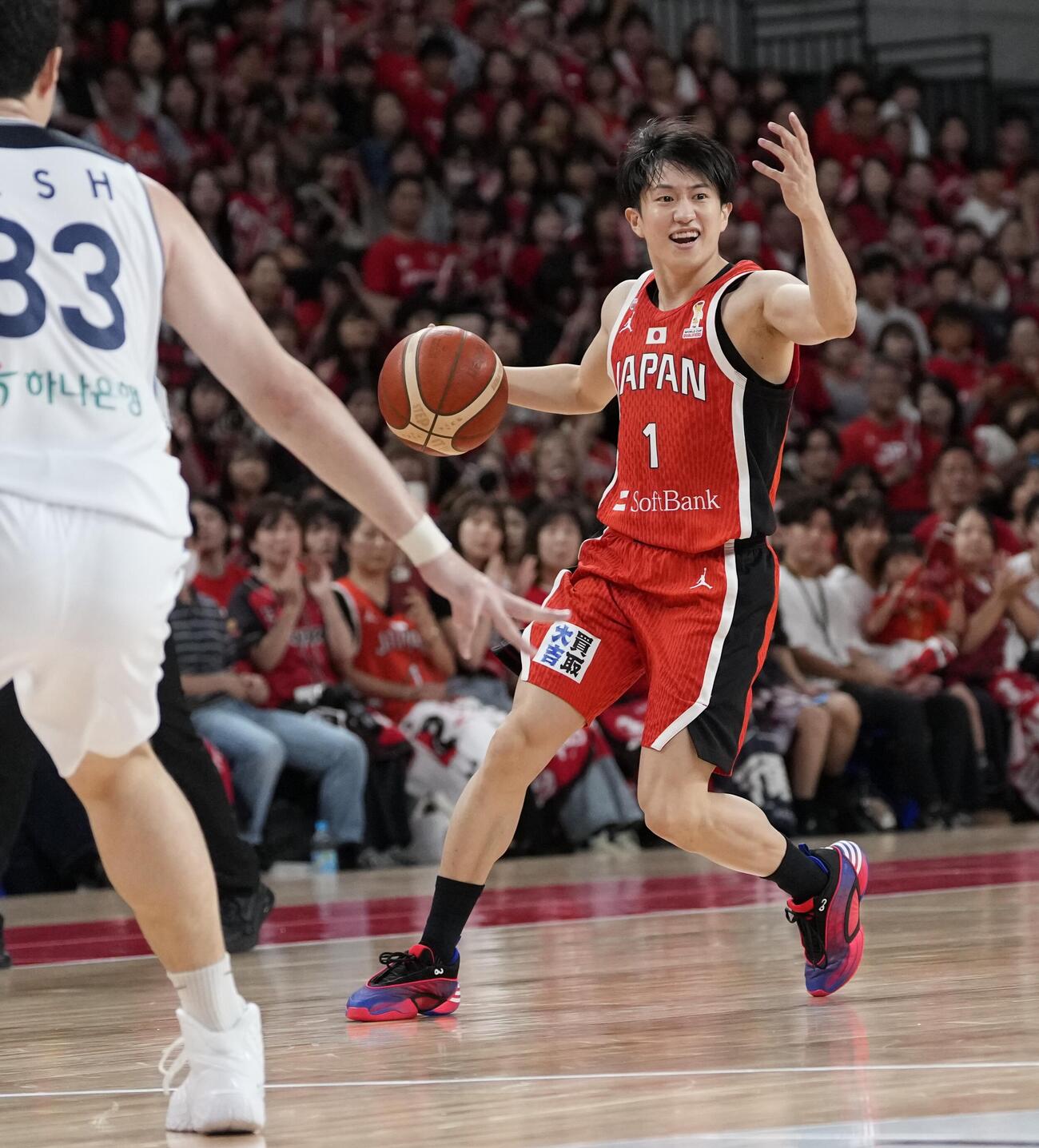 日本対韓国　2Q、指示を送る斉藤拓実（撮影・小島史椰）