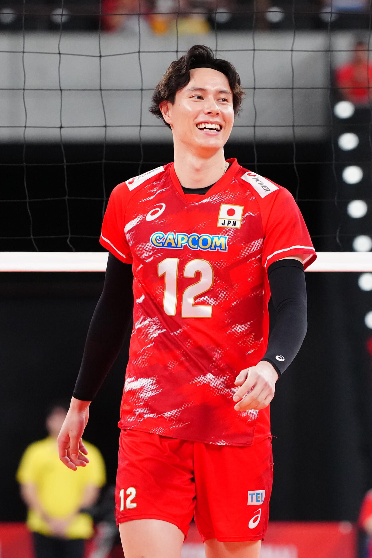 日本対ブラジル　試合前練習中、笑顔を見せる高橋藍（撮影・江口和貴）