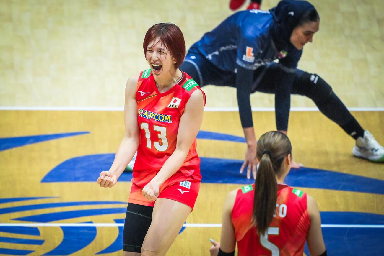 日本女子、イラン戦（C）AVC Women Volleyball Continental Championship