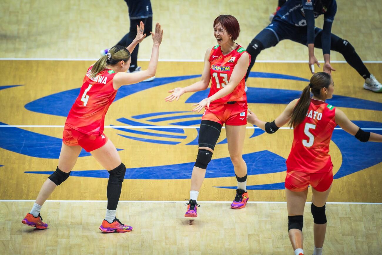 日本女子、イラン戦（C）AVC Women Volleyball Continental Championship