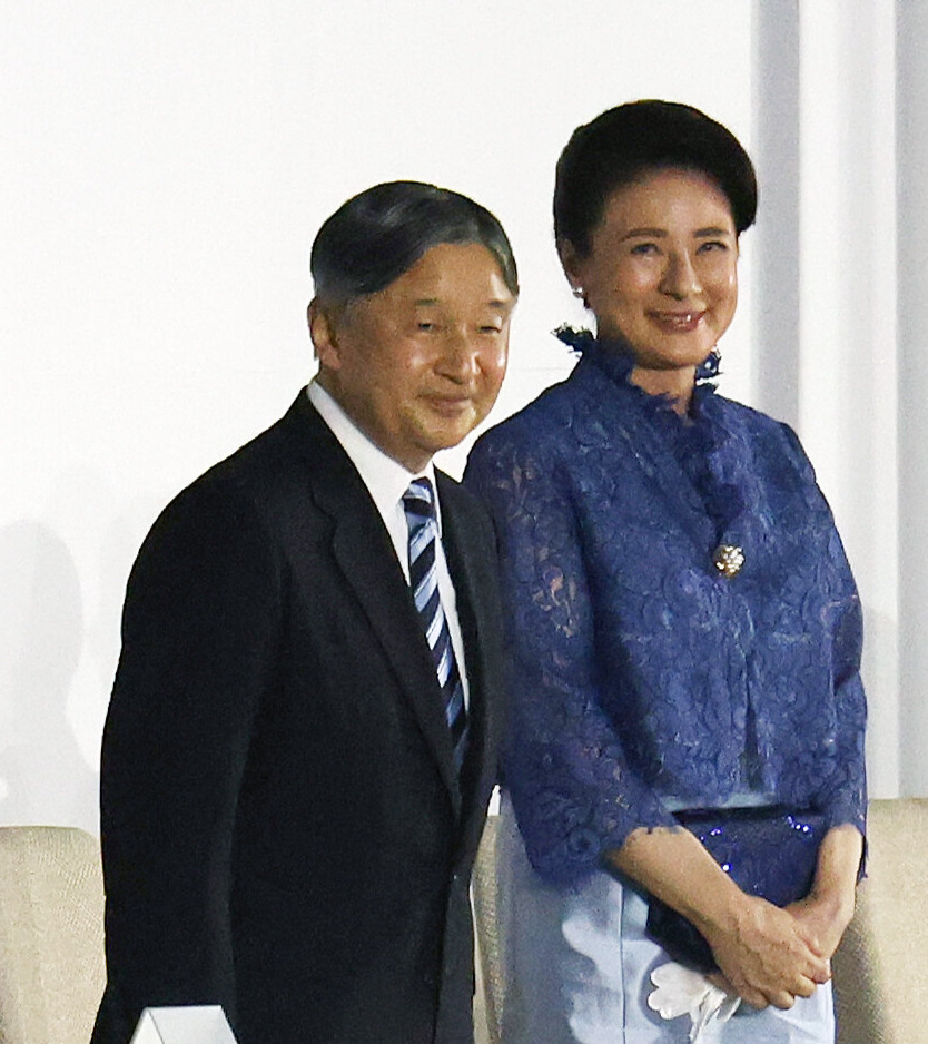 19日、愛知・名古屋アジア大会の開会式に出席された天皇、皇后両陛下