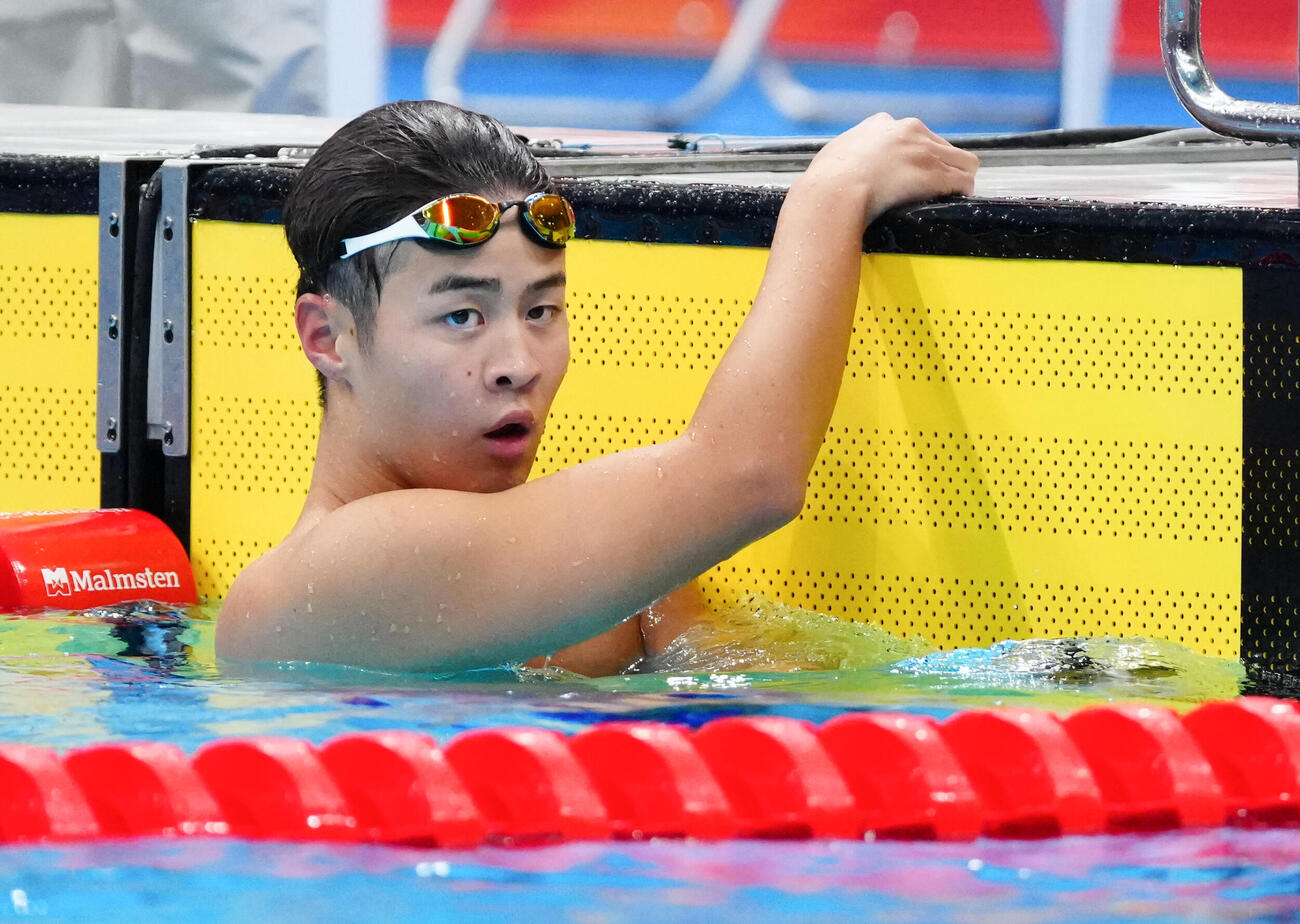 男子200メートル個人メドレー予選1組　ゴールした小島夢貴（撮影・鈴木みどり）