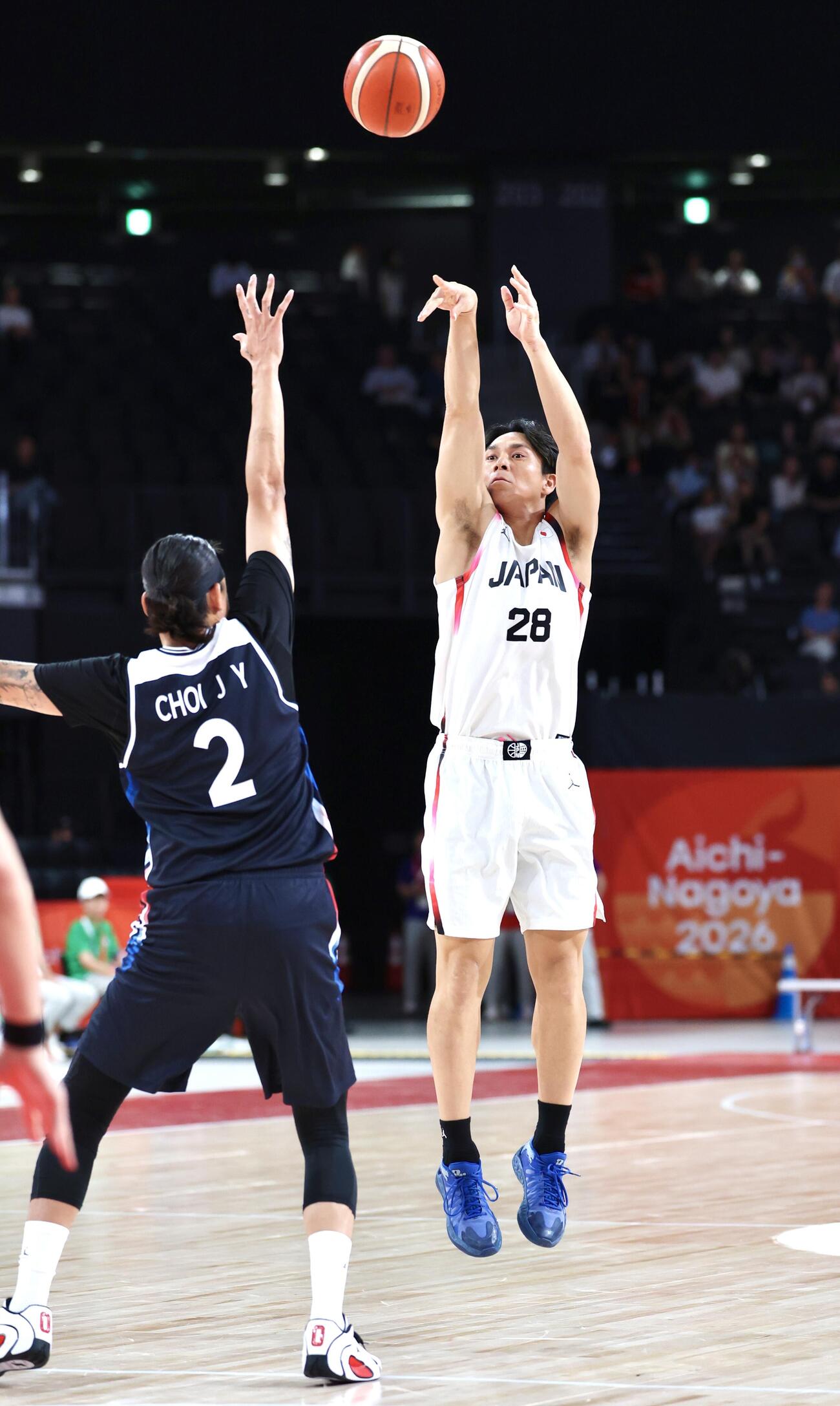 日本対韓国　第2クォーター、3点シュートを決める津屋一球（撮影・宮地輝）